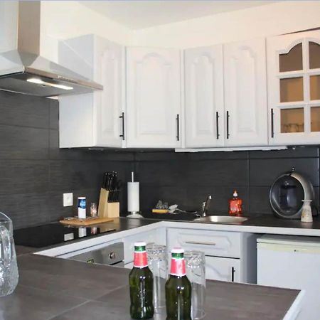 Appartement Avec Parking Gratuit Et Wifi Vierzon Dış mekan fotoğraf