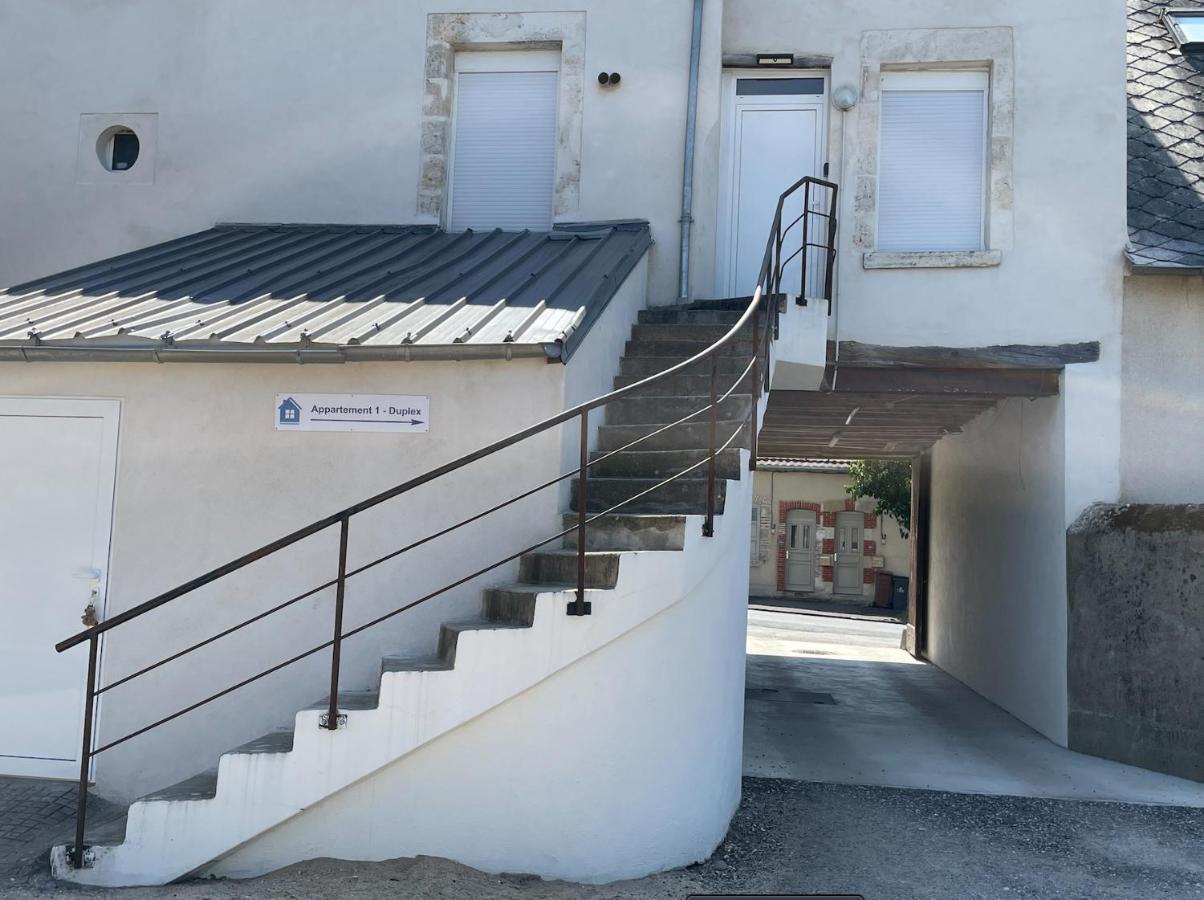 Appartement Avec Parking Gratuit Et Wifi Vierzon Dış mekan fotoğraf