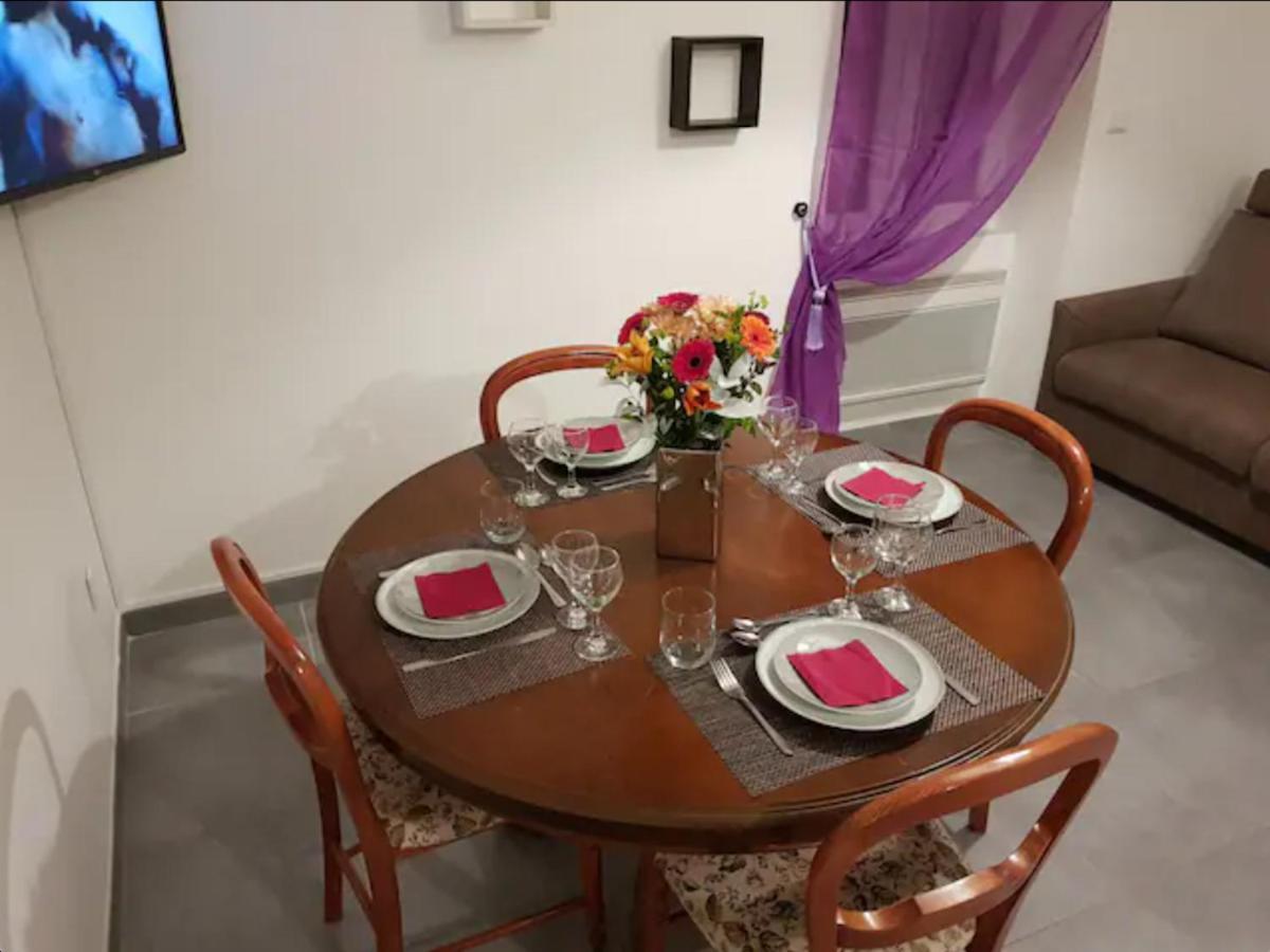 Appartement Avec Parking Gratuit Et Wifi Vierzon Dış mekan fotoğraf