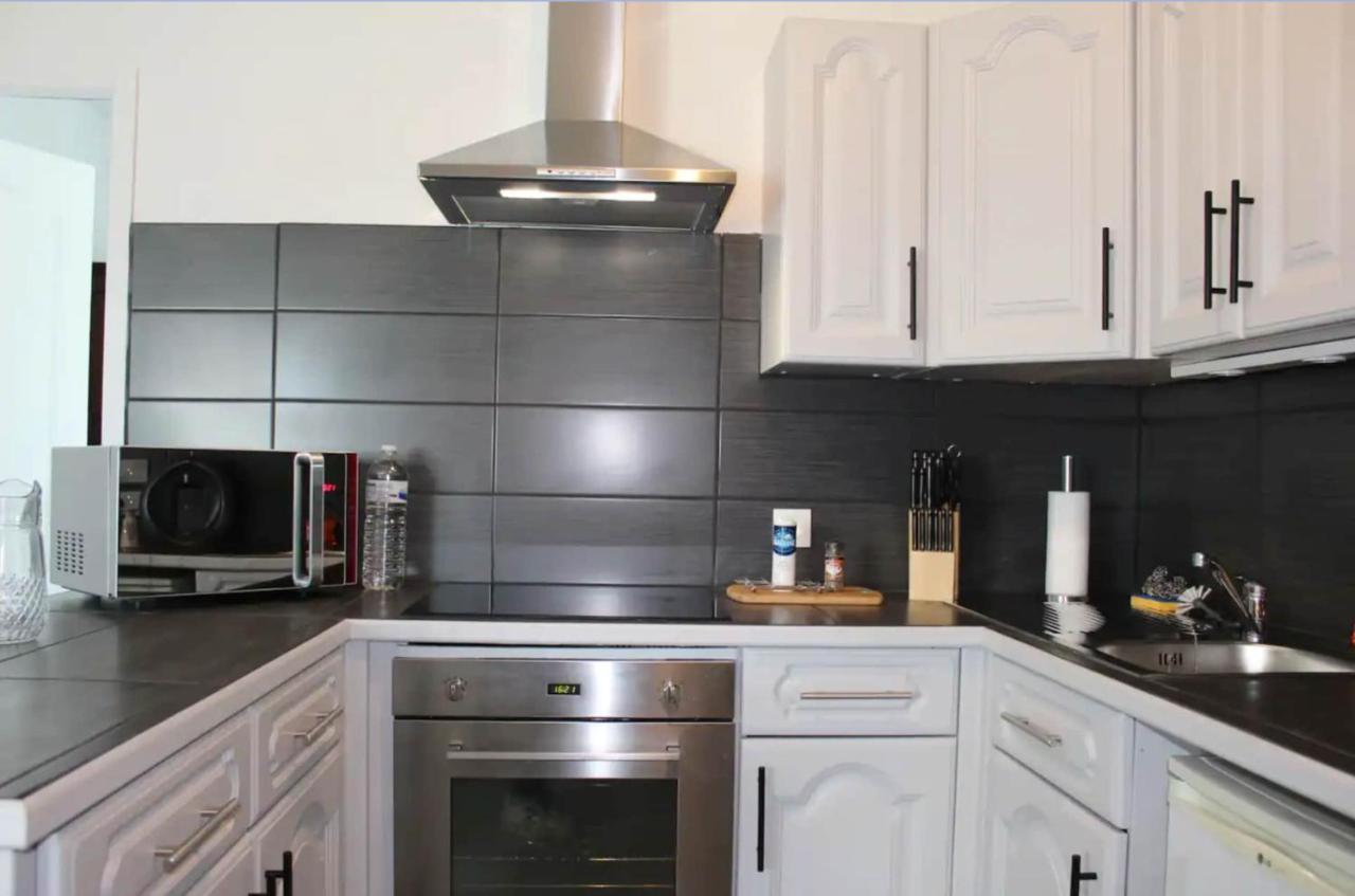 Appartement Avec Parking Gratuit Et Wifi Vierzon Dış mekan fotoğraf